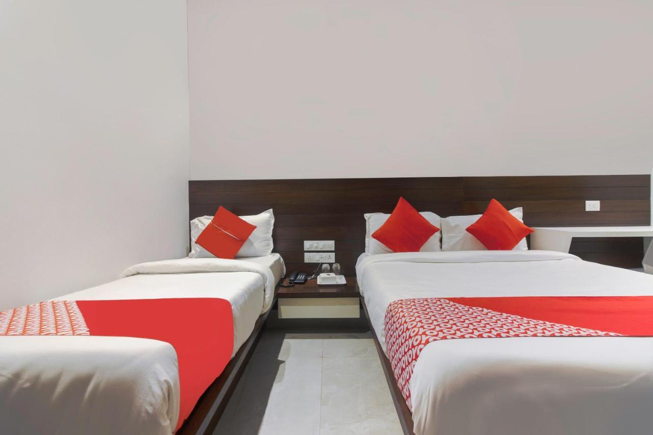 Hotel Flora Suites Mumbai Ngoại thất bức ảnh