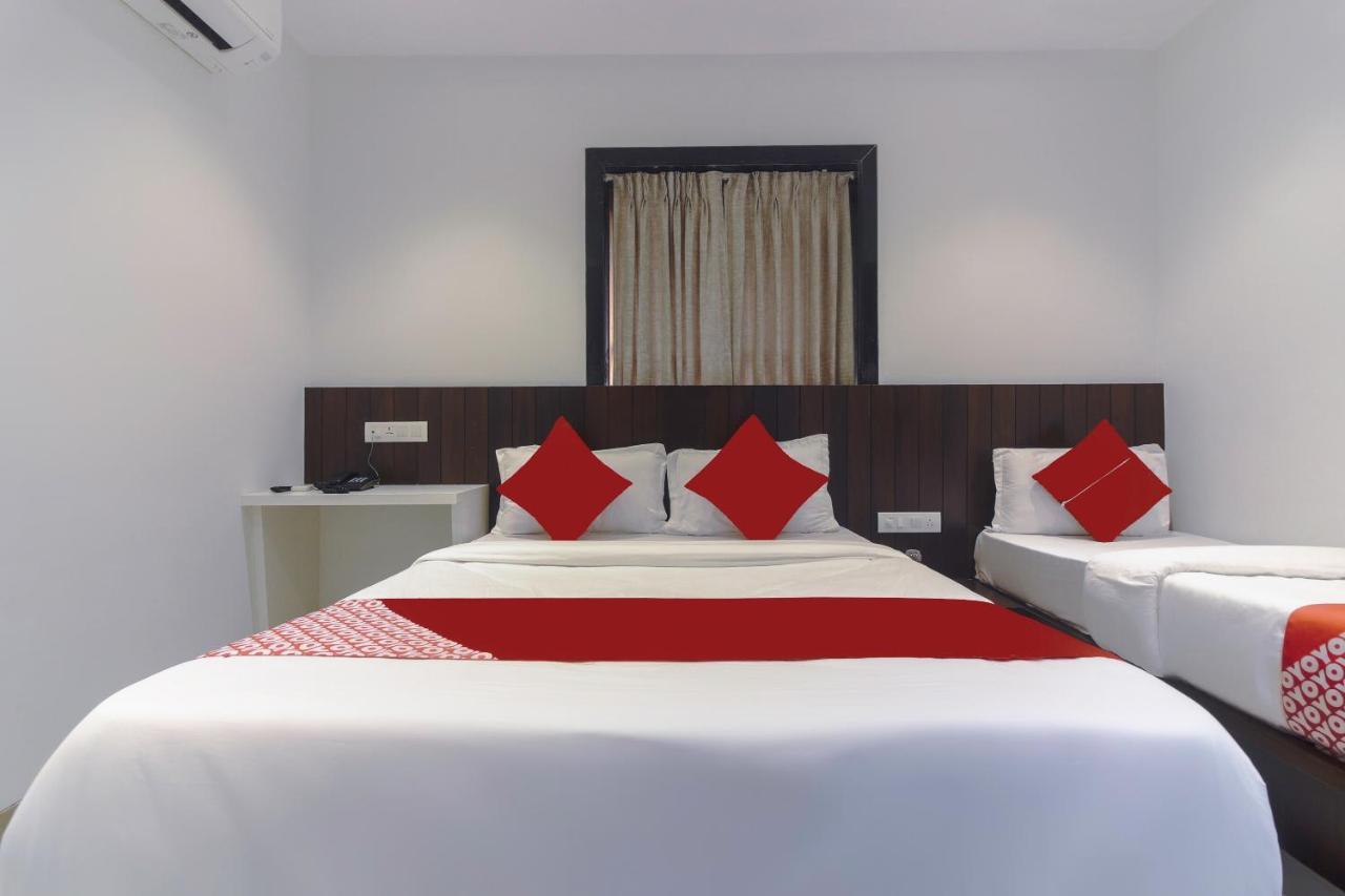 Hotel Flora Suites Mumbai Ngoại thất bức ảnh