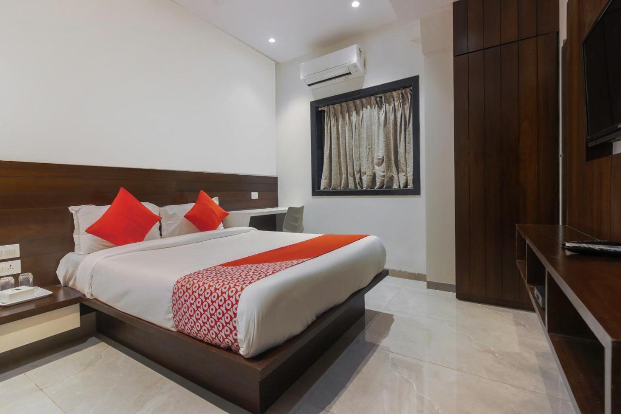Hotel Flora Suites Mumbai Ngoại thất bức ảnh
