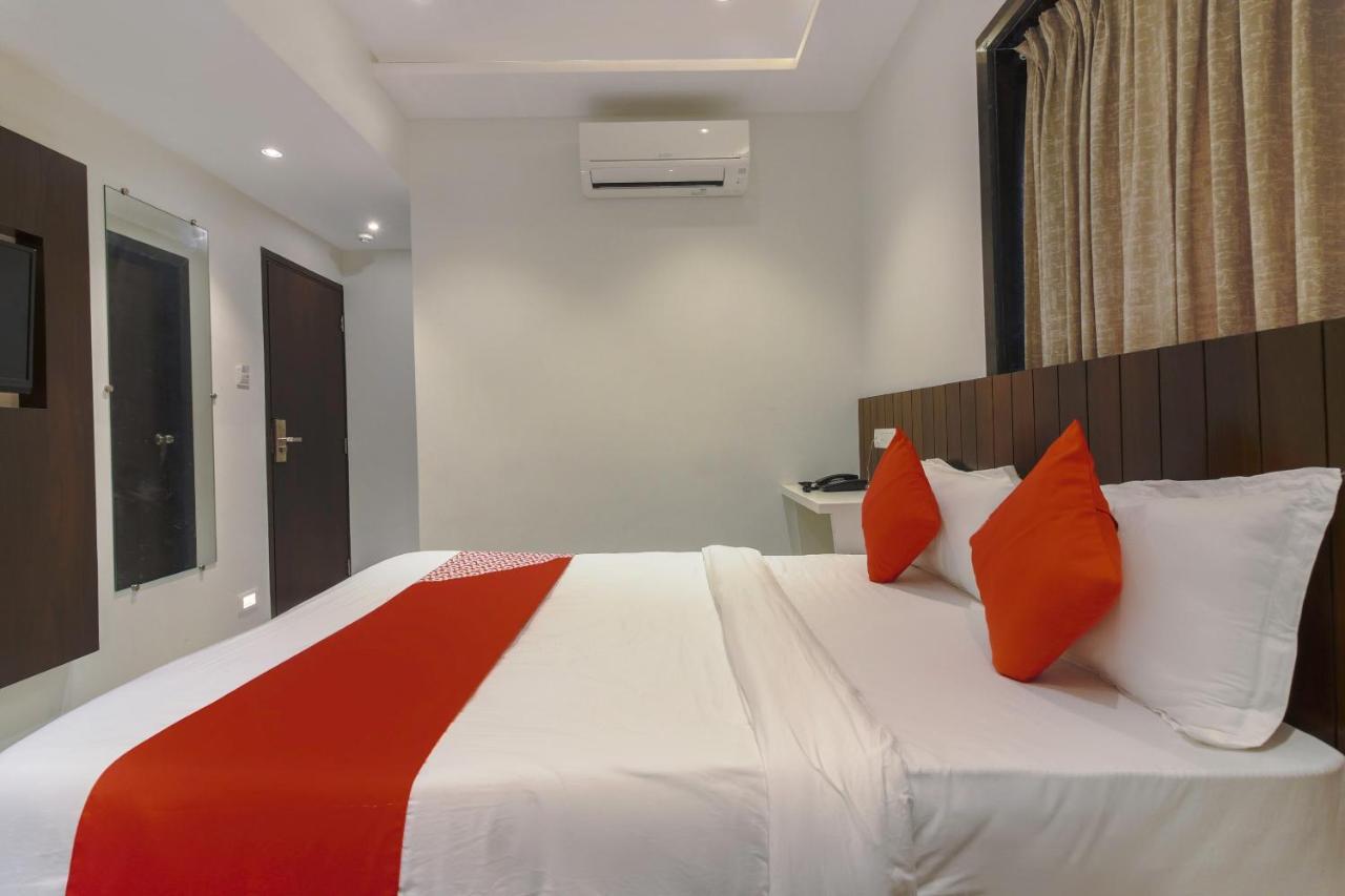 Hotel Flora Suites Mumbai Ngoại thất bức ảnh