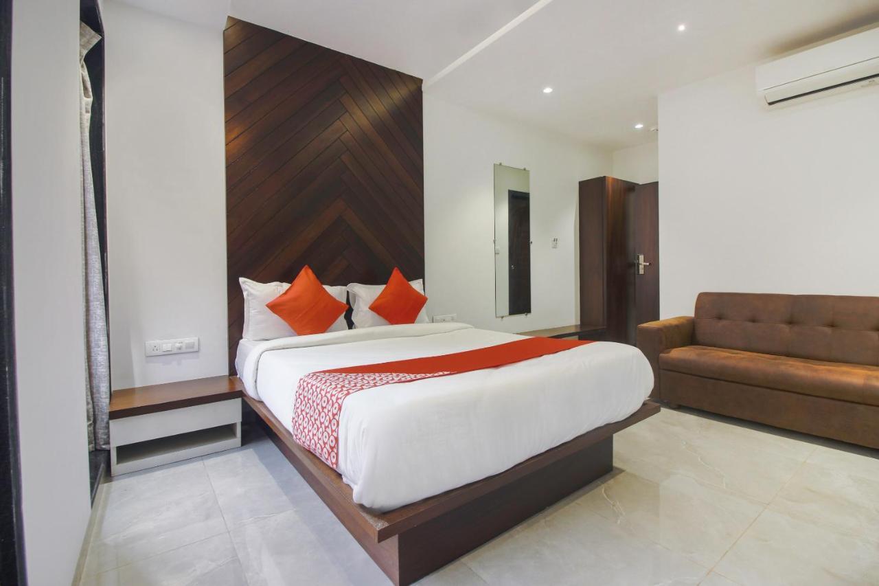 Hotel Flora Suites Mumbai Ngoại thất bức ảnh