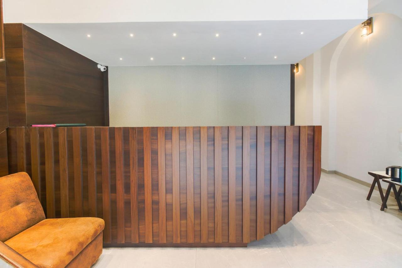 Hotel Flora Suites Mumbai Ngoại thất bức ảnh
