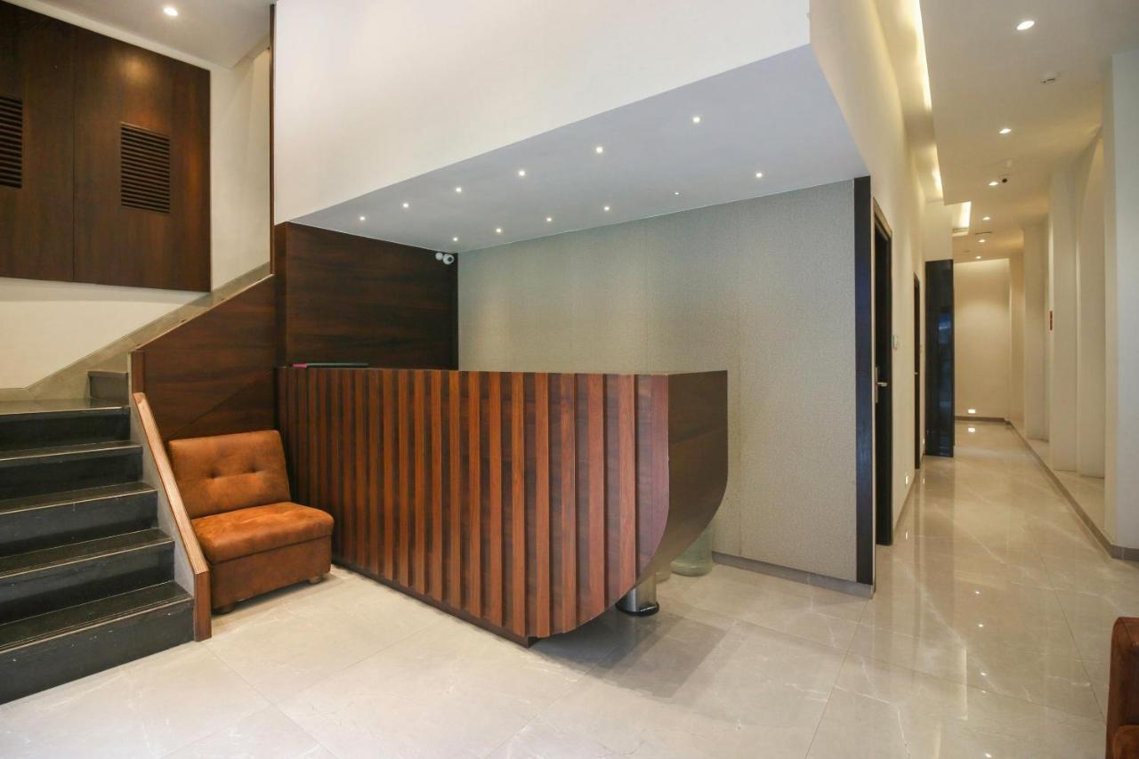 Hotel Flora Suites Mumbai Ngoại thất bức ảnh