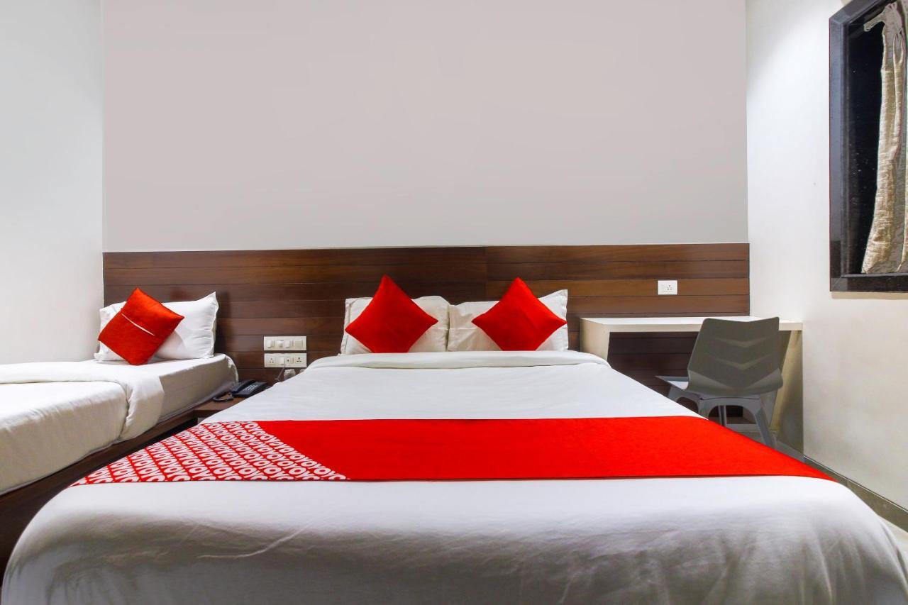 Hotel Flora Suites Mumbai Ngoại thất bức ảnh